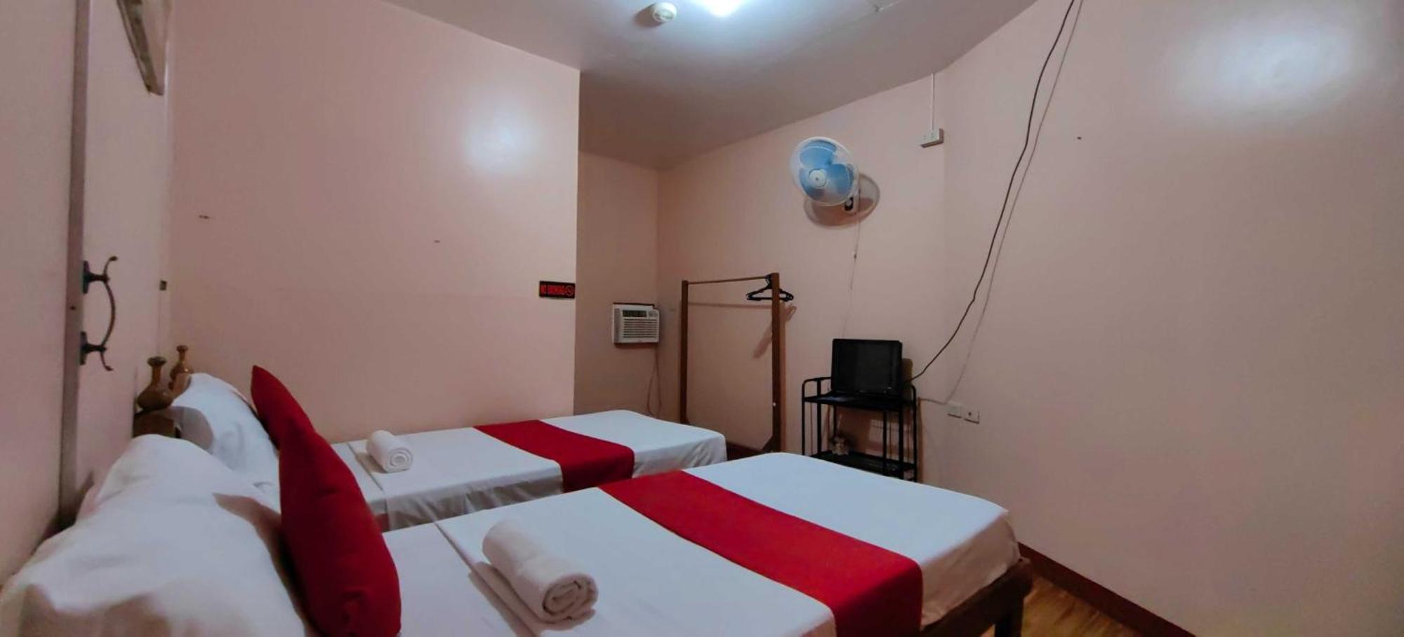 Oyo 1038 William Hearts Pension بويرتو برينسيسا المظهر الخارجي الصورة